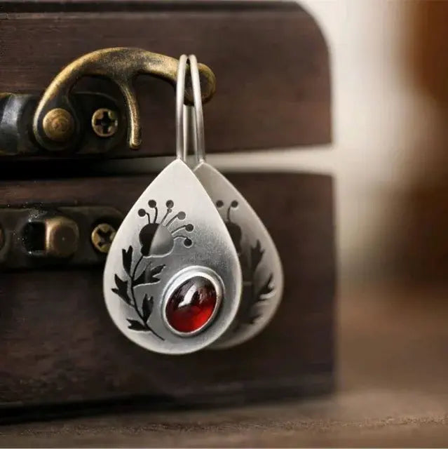 Vintage-style Red Crystal Drop Earrings