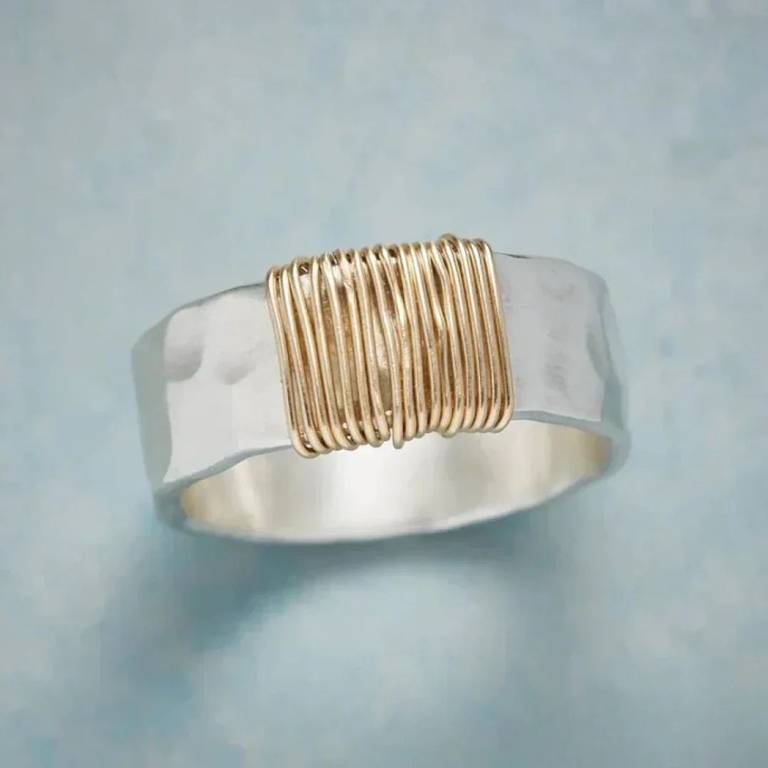 SILVER LABYRINTH RING